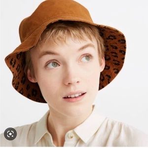 Madewell reversible leopard print bucket hat